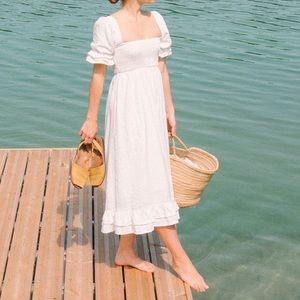 Girl and the sun - white linen midi dress